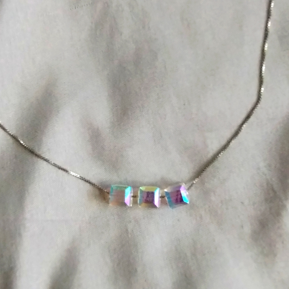 Swarovski Crystal Tripple Cube Sterling Silver Stamped Necklace - Picture 2 of 4